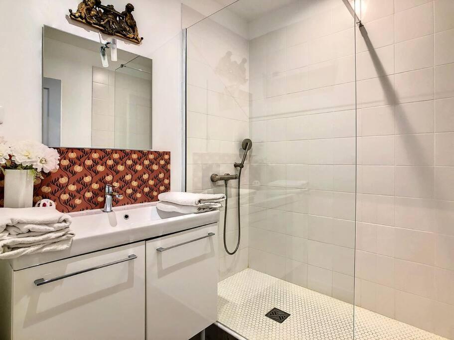 Le Bobo - Vieux-Port Apartment Marseille Bagian luar foto
