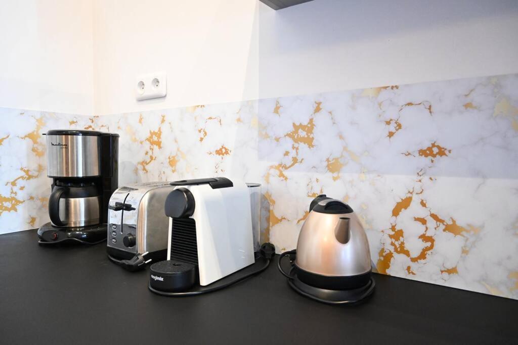 Le Bobo - Vieux-Port Apartment Marseille Bagian luar foto